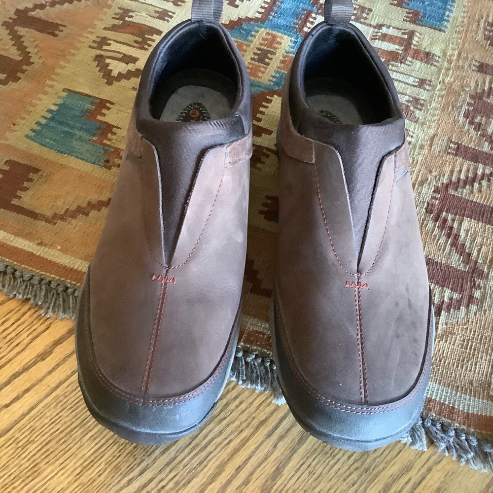 MERRELL WOMENS SHOES